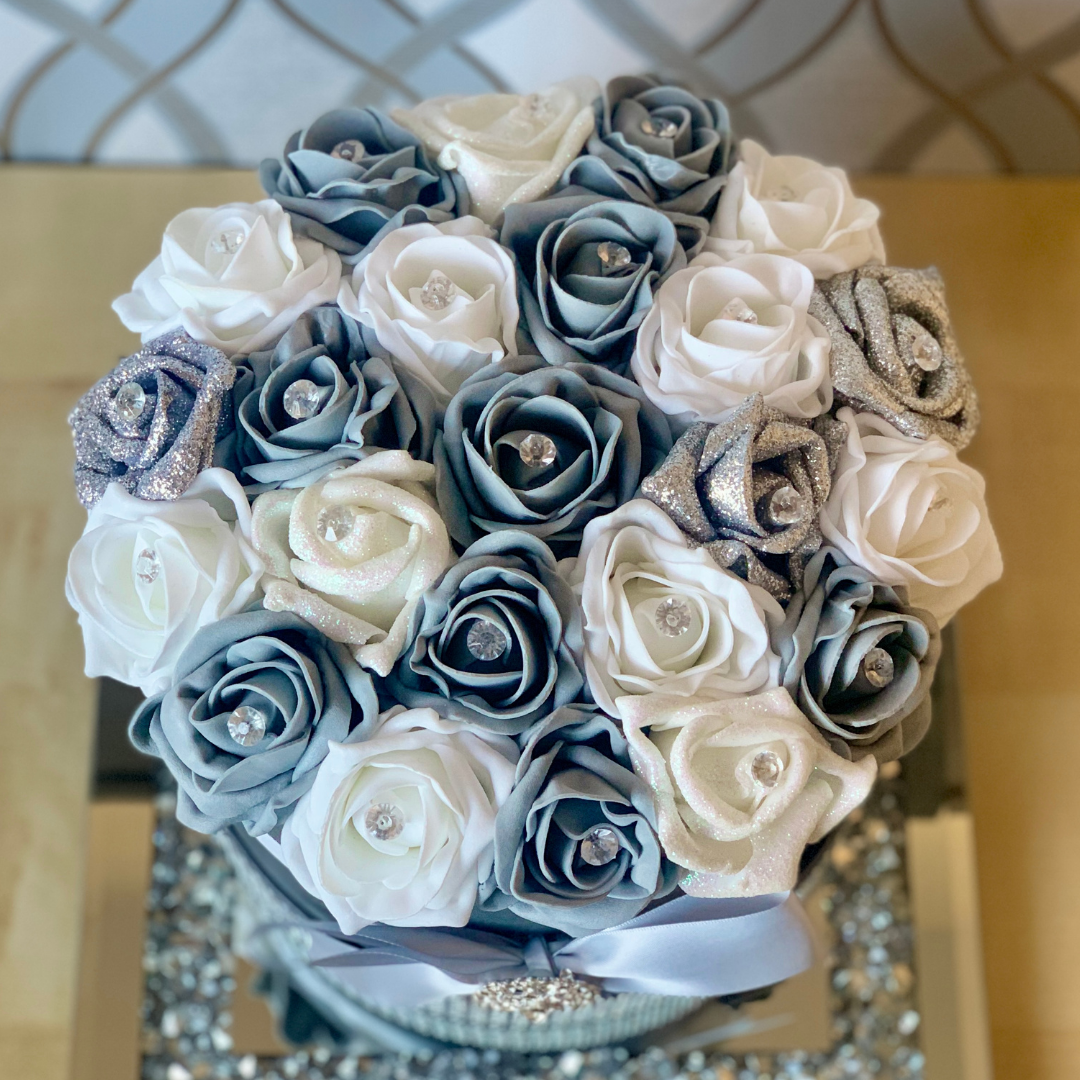 Mia Personalised Rose Box KN Blossoms