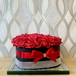 Red/Black Valentina Heart Rose Box